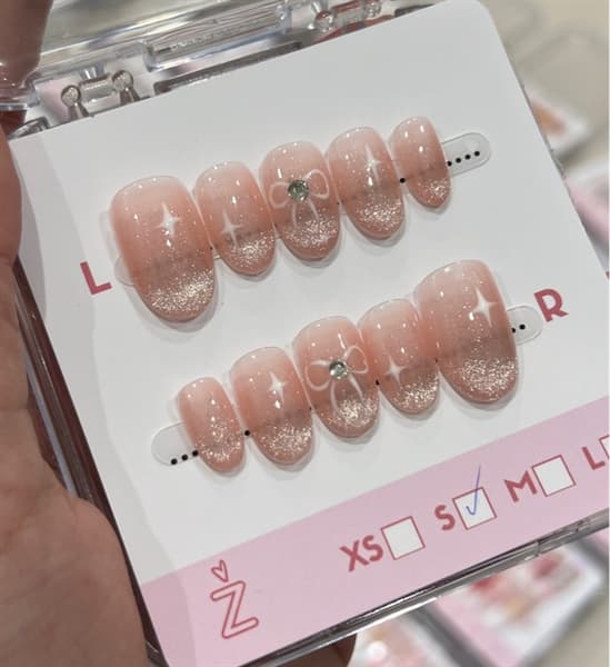 Mắt mèo ngôi sao