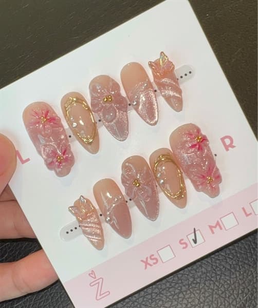 Bướm Hồng Hoa